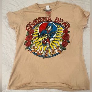 Never worn NWT Madeworn Grateful Dead shirt